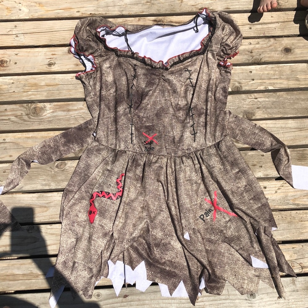 Costume
